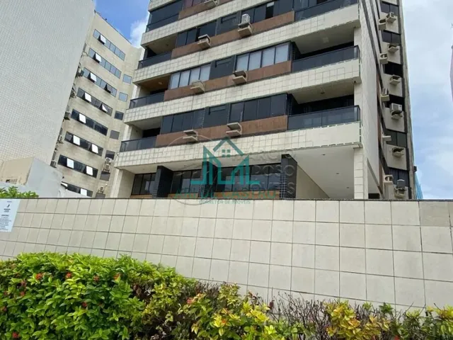 Imagem 3: Apartamento a Venda À Beira-Mar da Praia de Pajuçara, Mobiliado, 2 Quartos, Varanda e 1
