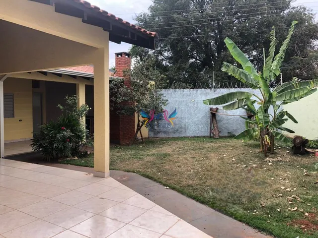 Imagem 12: Casa de esquina Casa com 4 dormitórios