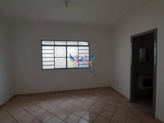 Imagem 10: Casa de esquina Casa com 4 dormitórios