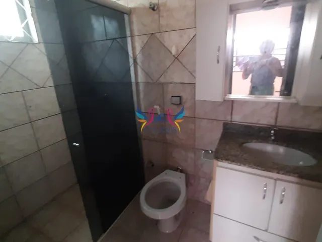 Imagem 8: Casa de esquina Casa com 4 dormitórios