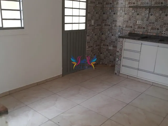 Imagem 6: Casa de esquina Casa com 4 dormitórios