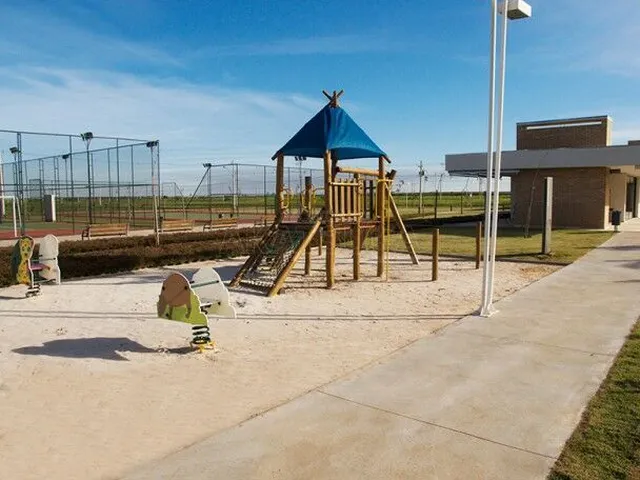 Imagem 2: Terreno Terreno / lote com venda por R$150.000