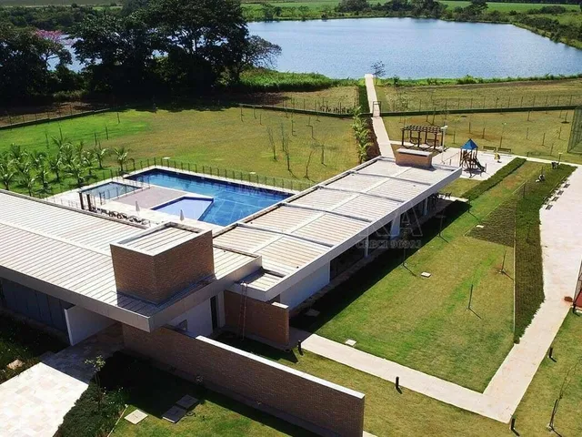 Imagem: Terreno