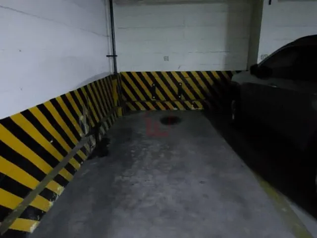 Imagem: Garagem à venda no bairro Vila Santa Cecília