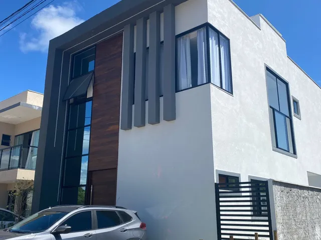 Imagem: Casa À Venda no Bairro Catu de Abrantes