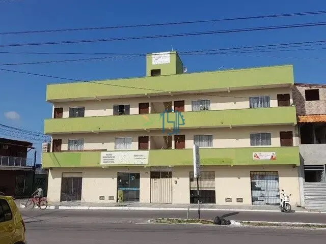 Imagem: Apartamento Padrão/ Prédio Comercial-Residencial/Rua