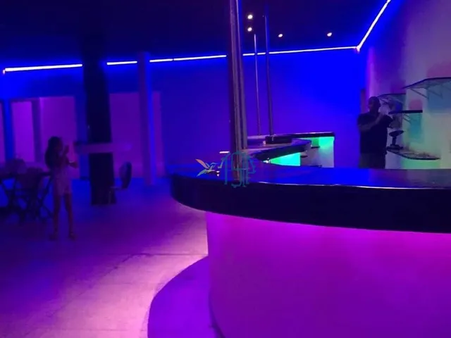 Imagem 3: Prédio Comercial/ boate/ casa de show/ pub/ swing/ casa noturna