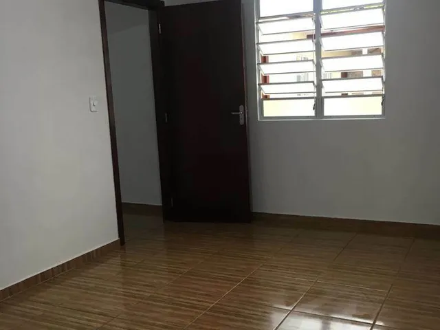 Imagem 10: Casa para Alugar no Bairro Tapera da Base - Florianópolis/Sc
