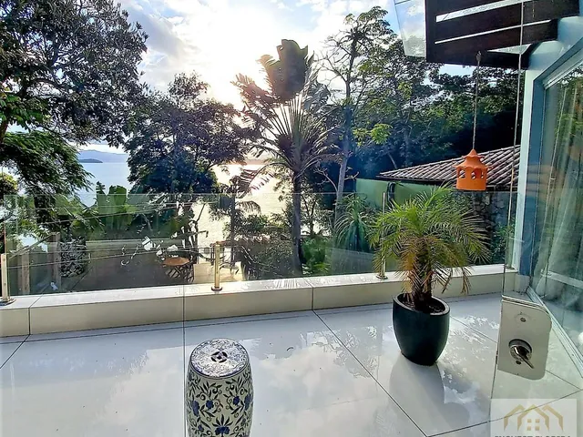 Imagem: Casa Alto Padrão em Sambaqui - Florianópolis