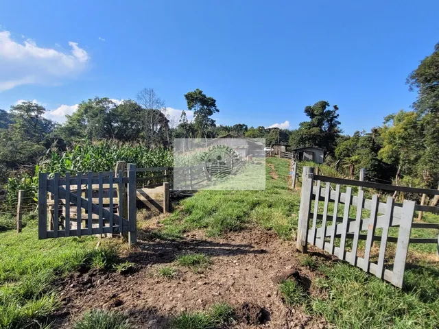Imagem 13: Sítio com Ampla Casa com 7 Quartos, Mais Casa de Caseiro, Rancho, Aceita Permuta
