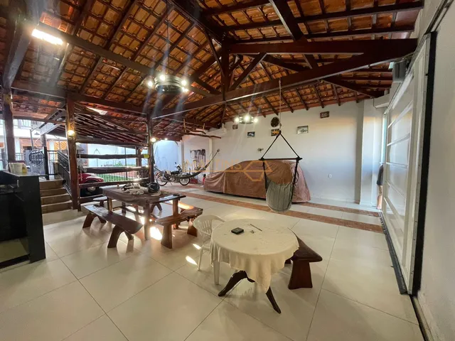 Imagem: Casa à venda no bairro Jardim Interlagos