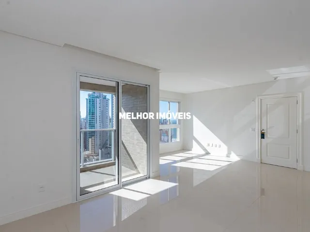 Imagem 11: Apartamento Alto Padrão, 2ª Quadra Mar com 03 Suítes