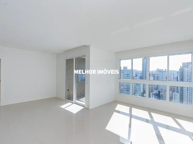 Imagem 2: Apartamento Alto Padrão, 2ª Quadra Mar com 03 Suítes
