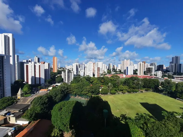 Imagem: Apartamento À Venda com 3 Quartos e 120M²
