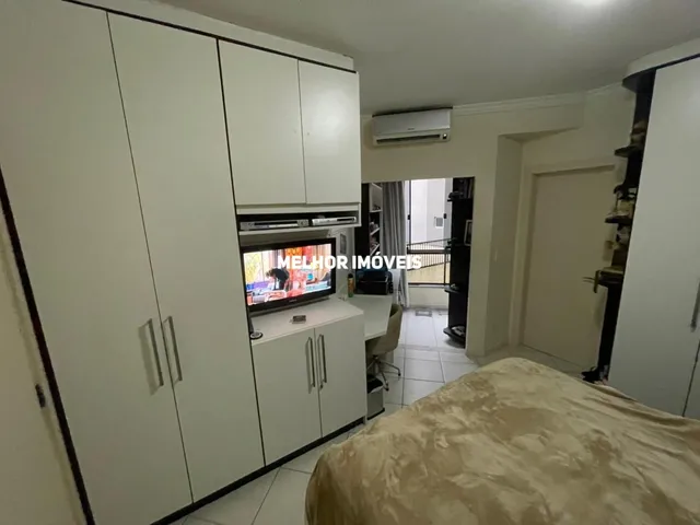 Imagem 3: Apartamento Diferenciado Mobiliado á Venda com 03 Dormitórios sendo 01 Suíte, sacada