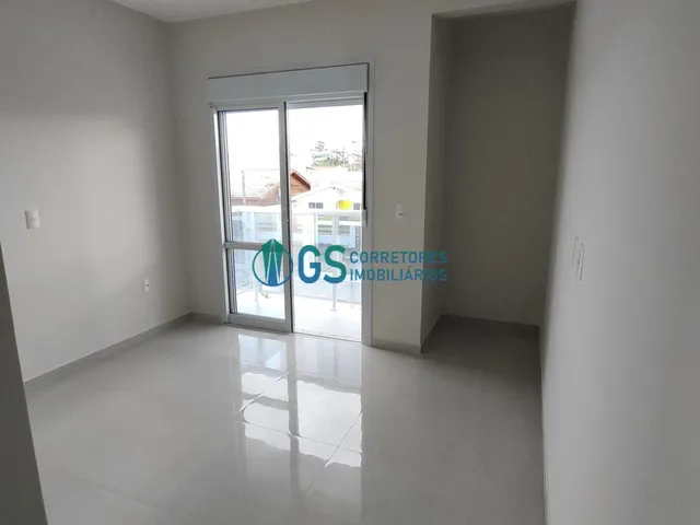 Imagem 7: Amplo sobrado com 03 quartos, sendo 01 suíte a 300m da Praia do Sonho em Palhoça - SC
