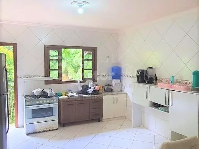 Imagem 4: CASA DE 102M² COM 3 DORMITÓRIOS SENDO UMA SUÍTE