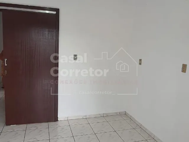 Imagem 7: CASA COM 140M² E 6 DORMITÓRIOS NO BAIRRO PLANALTO