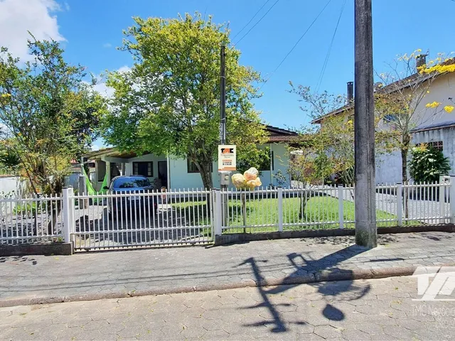 Imagem: Casa À Venda no Bairro Ubatuba - São Francisco