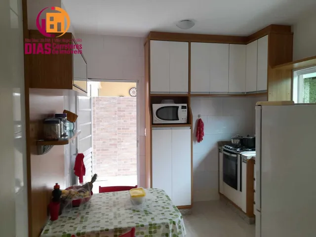 Imagem 9: Vendo Casa com 4/4, sendo 3 suítes completas com piscina particular, espaço gourmet em