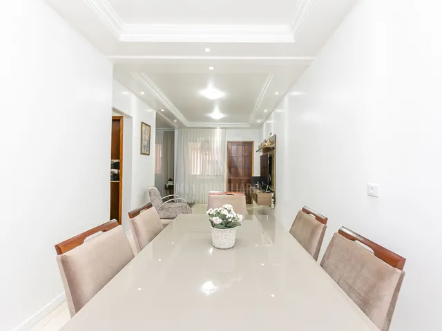 Imagem: Sobrado com 3 Quartos à Venda - Iguaçu