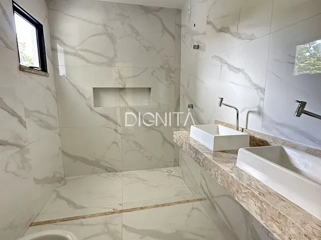 Imagem 2: Casa duplex à venda com 4 suítes - Eusébio-CE
