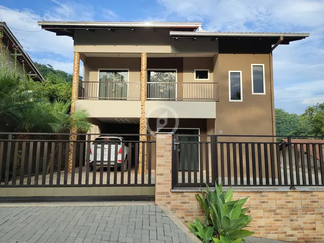 Imagem: Casa à venda no bairro Amizade - Guaramirim/SC