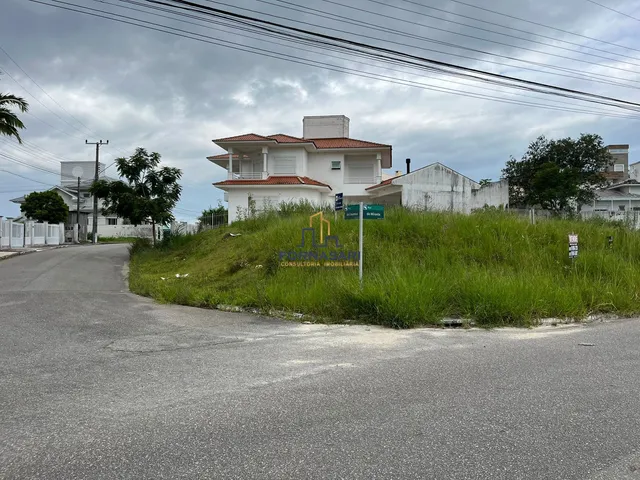 Imagem: Terreno À Venda no Bairro Pedra Branca