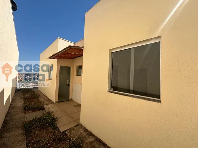 Imagem: Casa À Venda no Bairro São Pedro - Esmeraldas/Mg