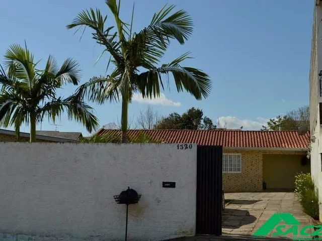 Imagem: Casa com Amplo Terreno