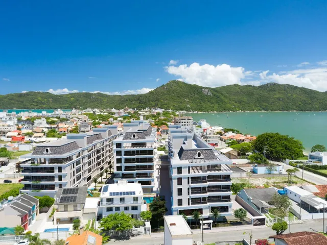 Imagem: Apartamento À Venda no Bairro Bombinhas