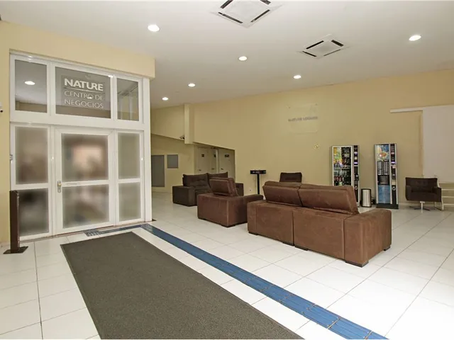 Imagem: Sala À Venda no Bairro Partenon - Porto