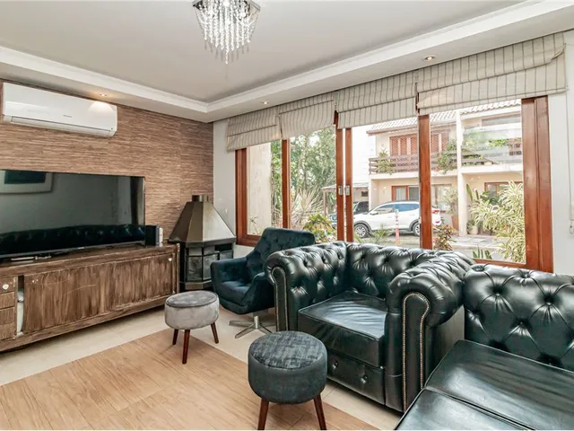 Imagem: Casa À Venda no Bairro Agronomia - Porto