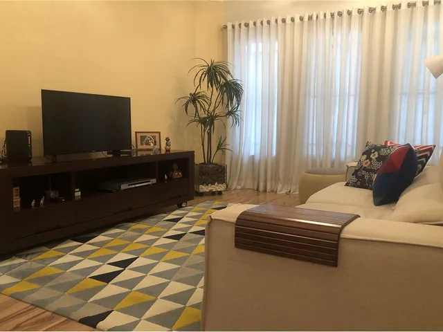 Imagem: Casa À Venda no Bairro Vila Canero - São