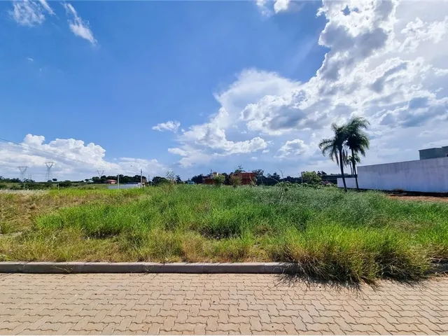Imagem: Terreno À Venda no Bairro Nova santa Rita