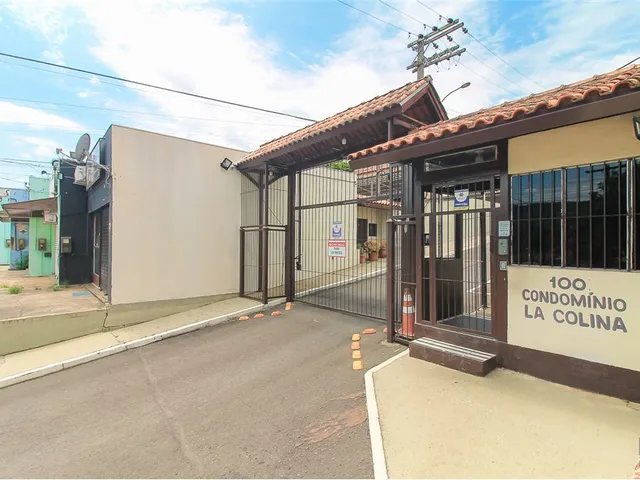 Imagem: Casa À Venda no Bairro Vila Nova - Porto