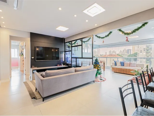 Imagem: O apartamento possui 3 Dormitórios, 1 Suíte, 3 Banheiros,