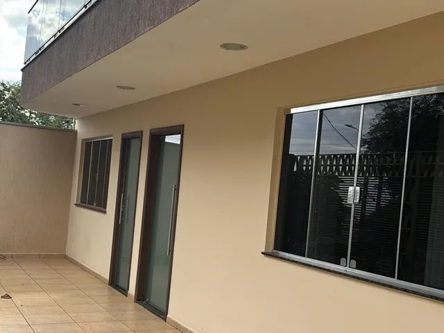 Imagem 3: 4 Dormitórios, 1 Suítes, 4 Banheiro, 263M² de Área Construída
