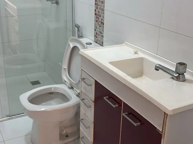 Imagem 8: 4 Dormitórios, 1 Suítes, 4 Banheiro, 263M² de Área Construída