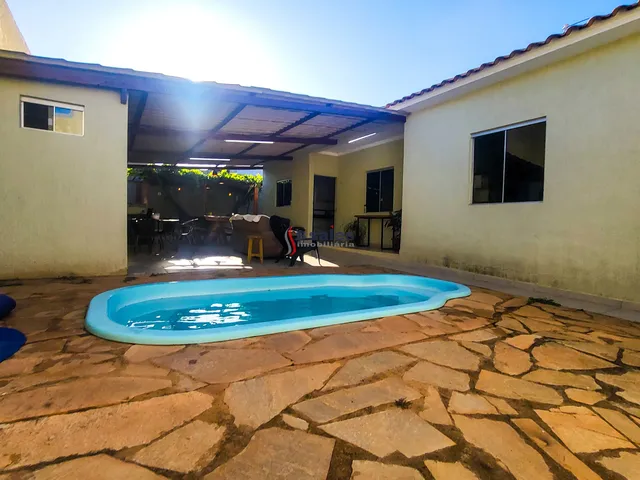 Imagem 8: Casa com 3 Quartos, 400M², Churrasqueira e Piscina na Rua 3 de Vicente Pires