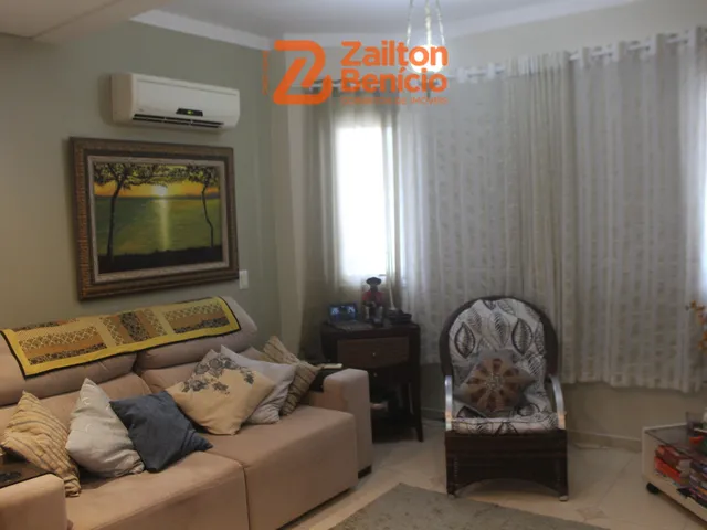 Imagem: Residencial com 4 Apartamentos na Praia
