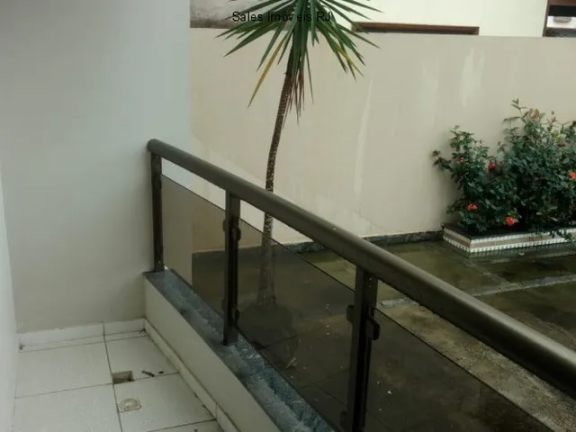 Imagem: O apartamento possui 1 Dormitório, 1 Banheiro, 1 Vaga na