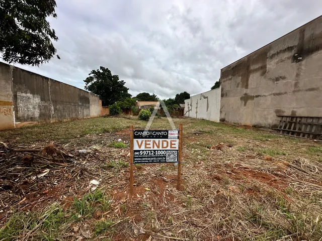 Imagem: Terreno, 525M² de Área Construída na