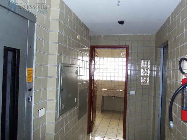 Imagem 2: Venda de apartamento no Candelária, com 4 suítes e com excelente visual da cidade