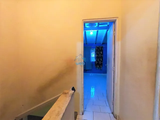 Imagem 14: Sobrado À Venda no Vitória Régia Cic, com 03 Quartos, Espaço nos Fundos Com