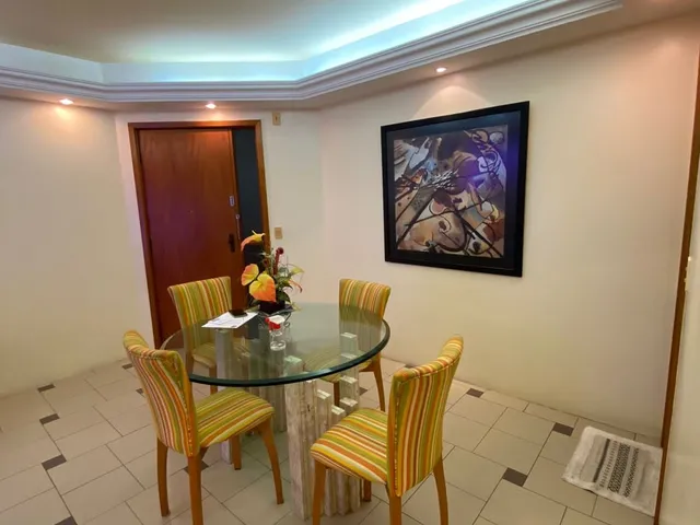 Imagem 6: Excelente Apto Mobiliado e Equipado, em Prédio Pastilhado com Infra de Lazer com Campo De