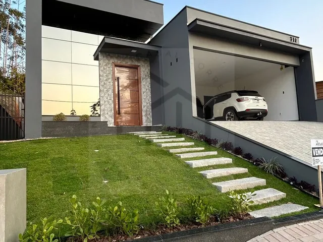 Imagem: Casa À Venda no Bairro Primeiro de Maio