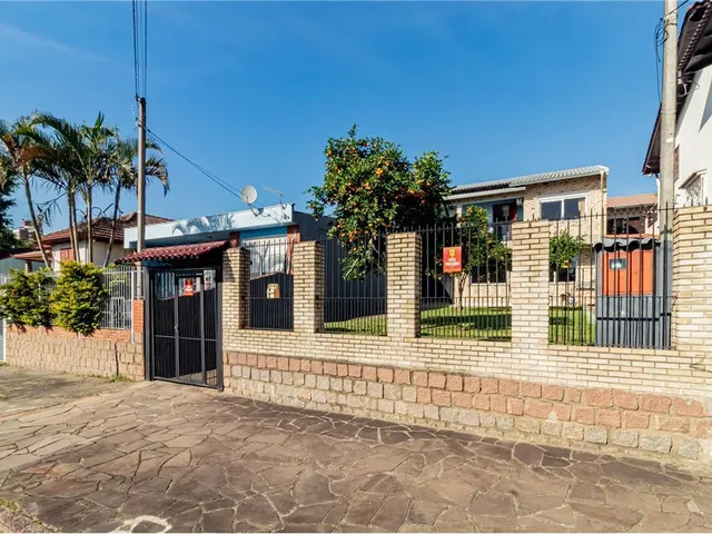 Imagem: Casa À Venda no Bairro Jardim Itu - Porto