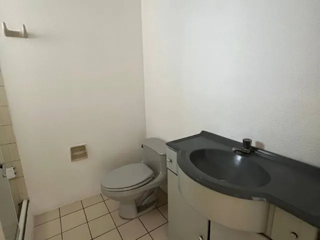 Imagem 2: Apartamento com 2 Dormitorio(S) Localizado(A) no Bairro Sarandi em Porto Alegre / Rio Gra