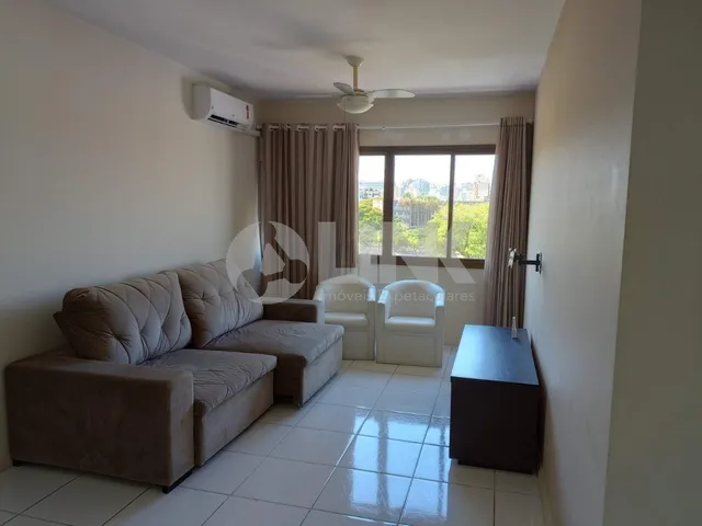 Imagem 1: Apartamento 2 Dormitórios com 1 Vaga de Garagem À Venda no Bairro Cidade Baixa em Porto